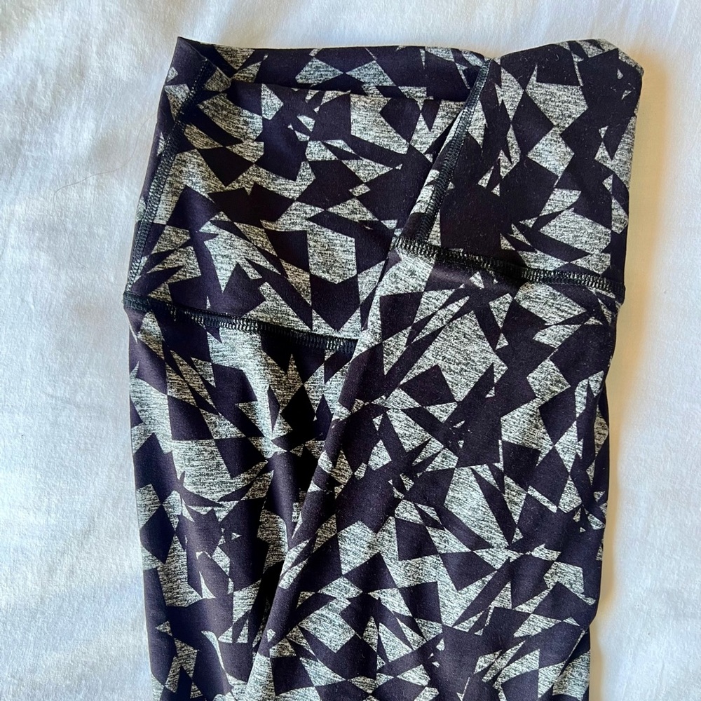 FLEO Leggings
